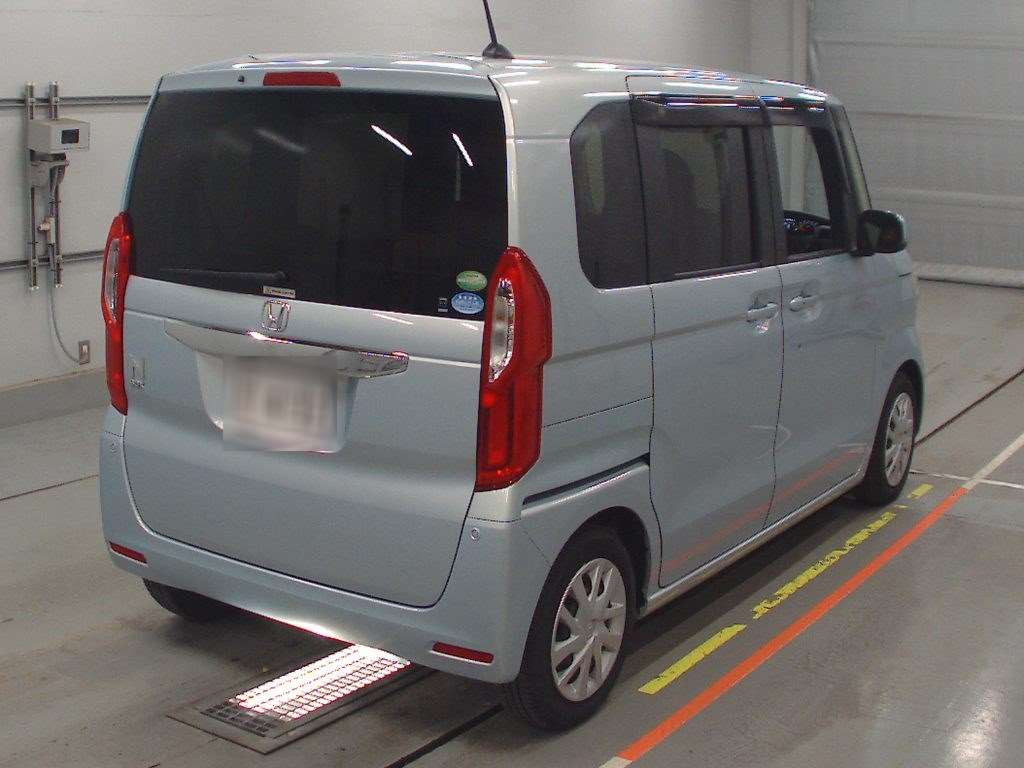 2017 Honda N-BOX JF3[1]