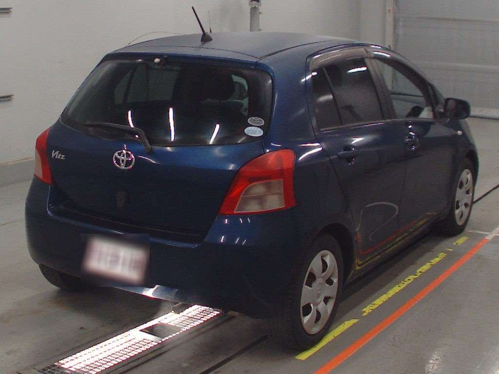 2006 Toyota Vitz SCP90[1]