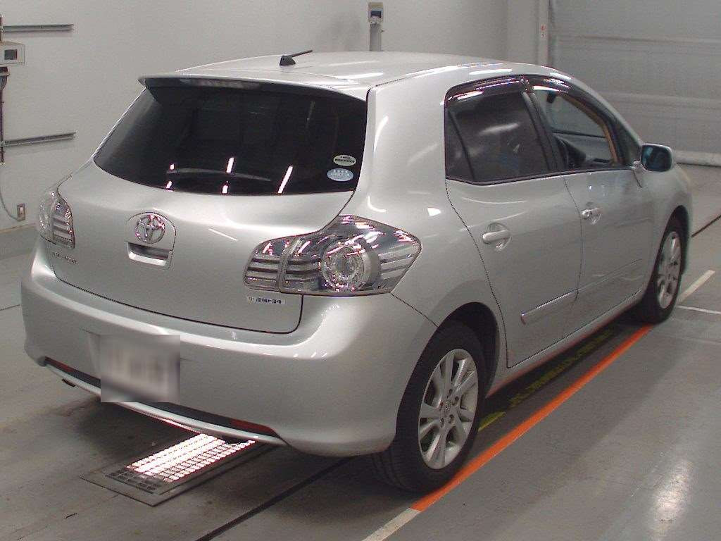 2010 Toyota Blade AZE156H[1]