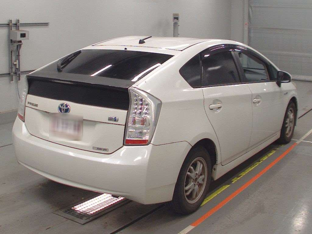 2011 Toyota Prius ZVW30[1]