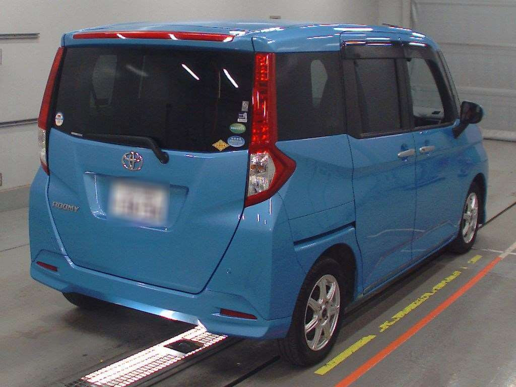 2017 Toyota Roomy M900A[1]