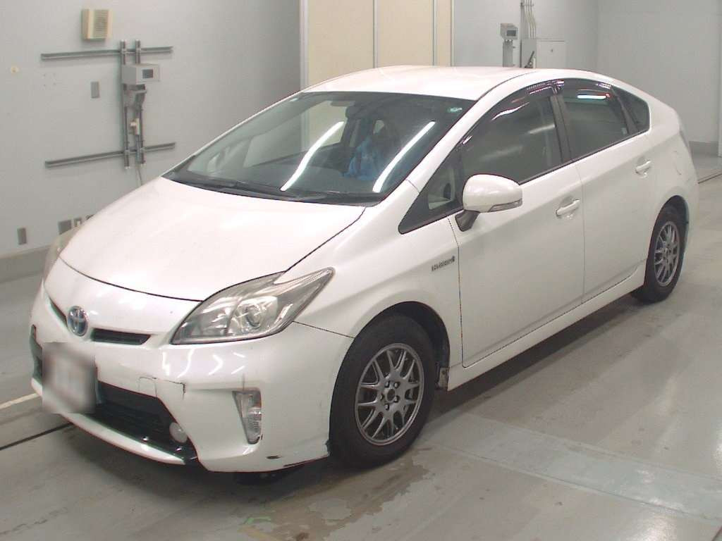 2015 Toyota Prius ZVW30[0]