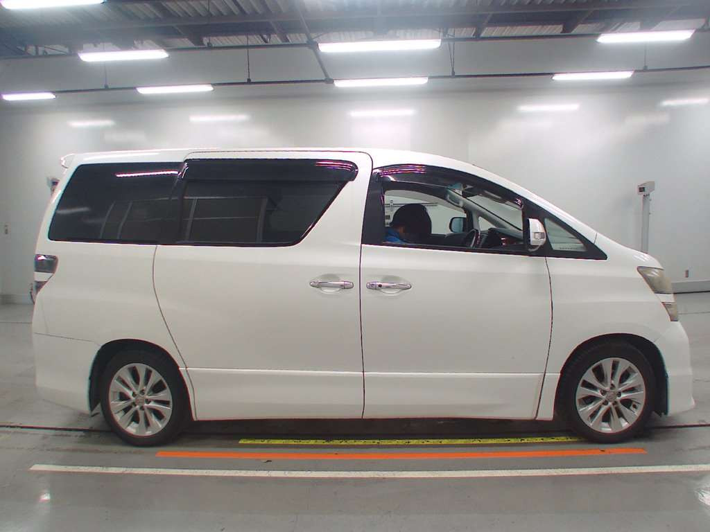 2009 Toyota Vellfire ANH20W[2]