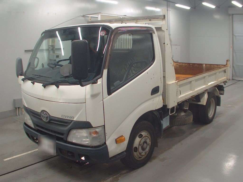 2013 Toyota Dyna Truck XZU610D[0]