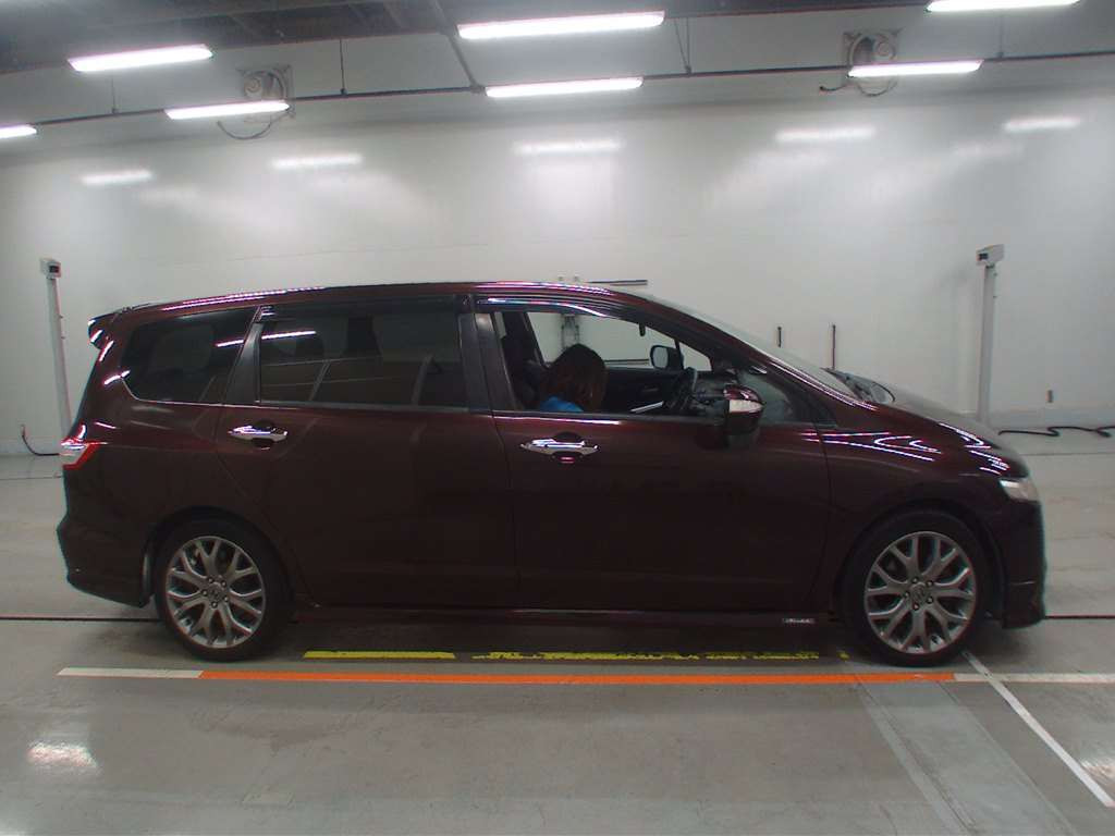 2009 Honda Odyssey RB3[2]