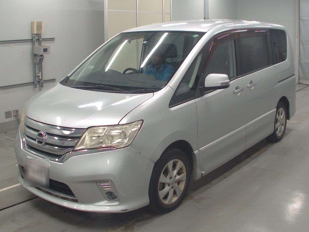 2011 Nissan Serena FC26[0]