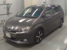 2013 Toyota Wish