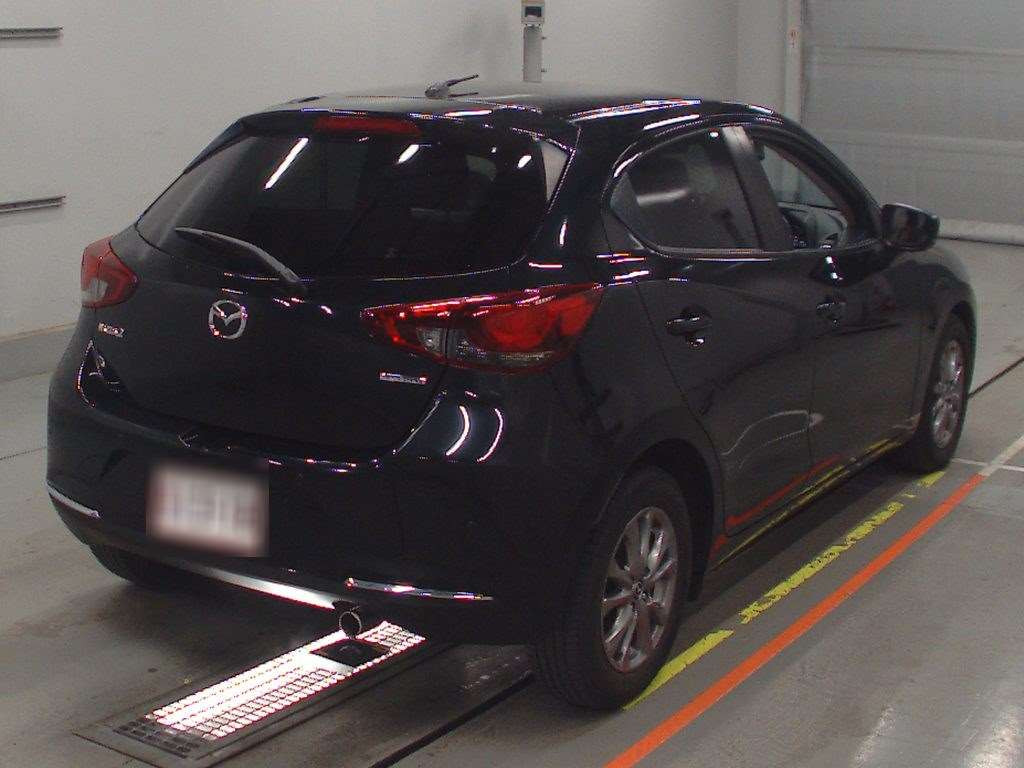 2020 Mazda Mazda2 DJLFS[1]