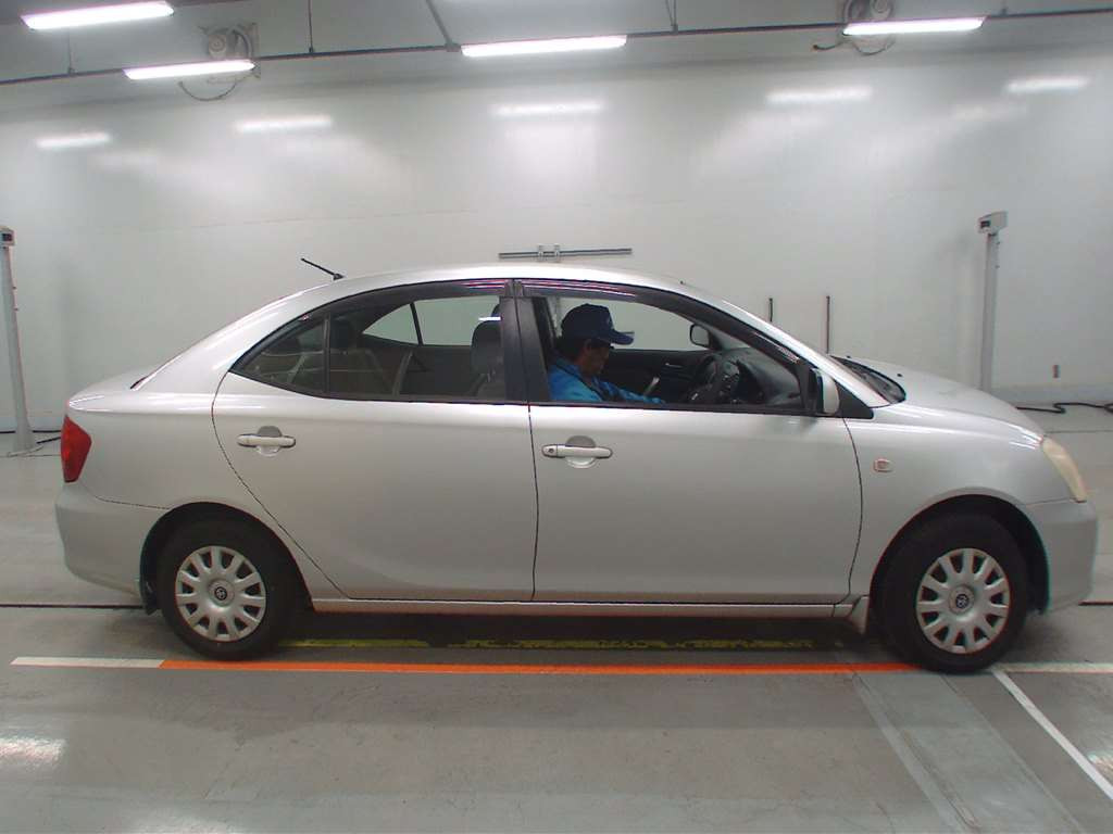 2004 Toyota Allion ZZT240[2]