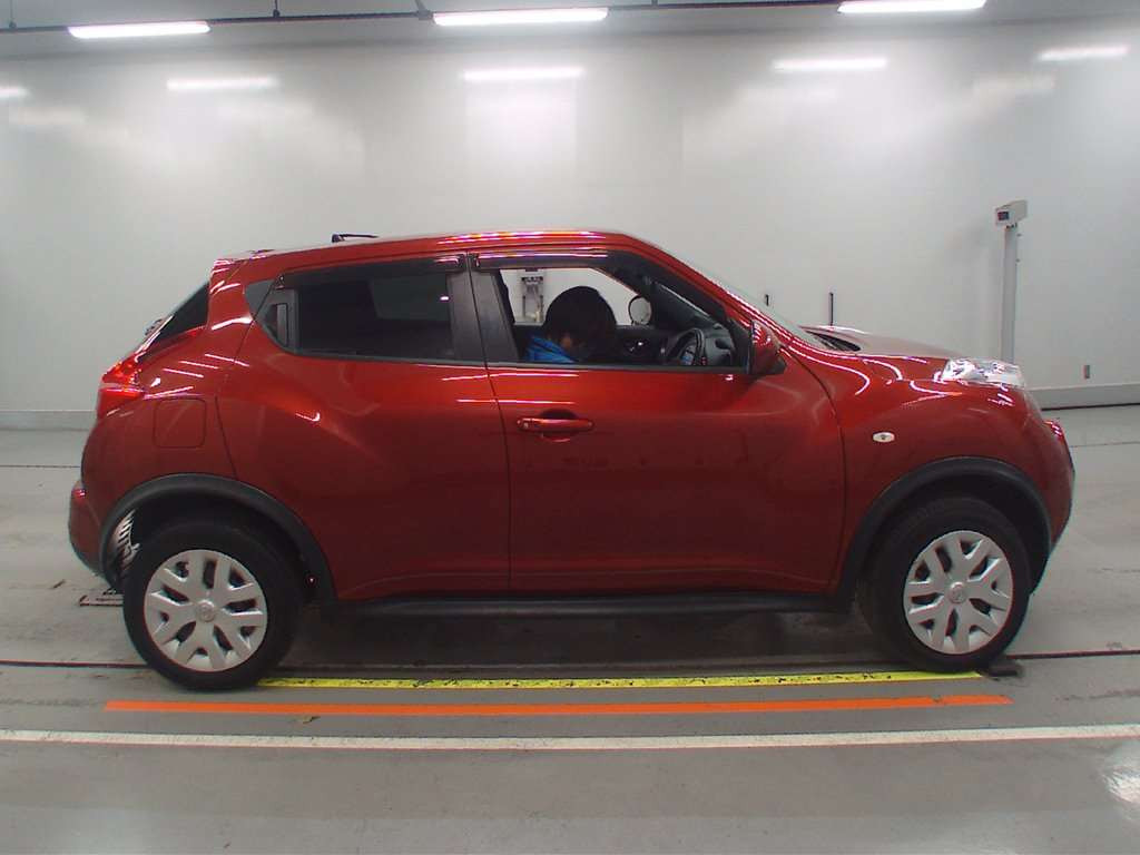 2012 Nissan JUKE YF15[2]