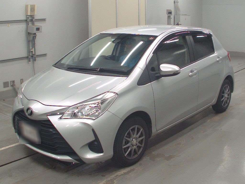 2017 Toyota Vitz KSP130[0]