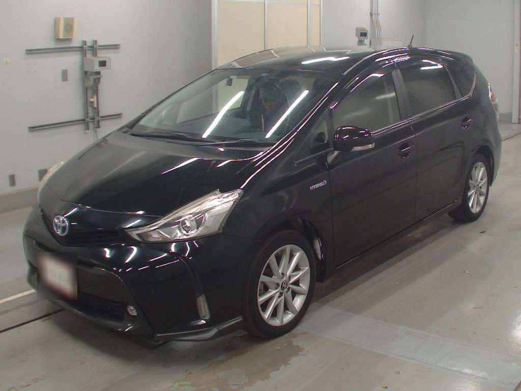 2015 Toyota Prius alpha ZVW41W[0]