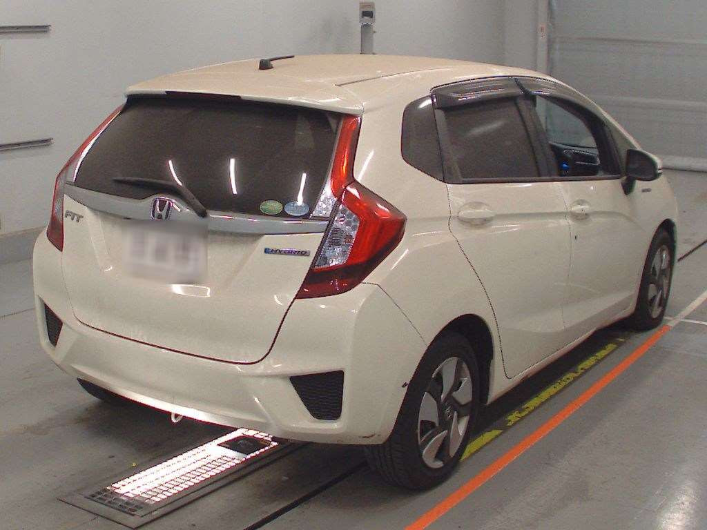 2014 Honda Fit Hybrid GP5[1]