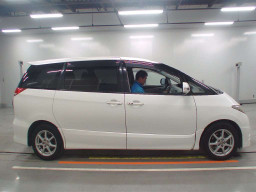 2006 Toyota Estima