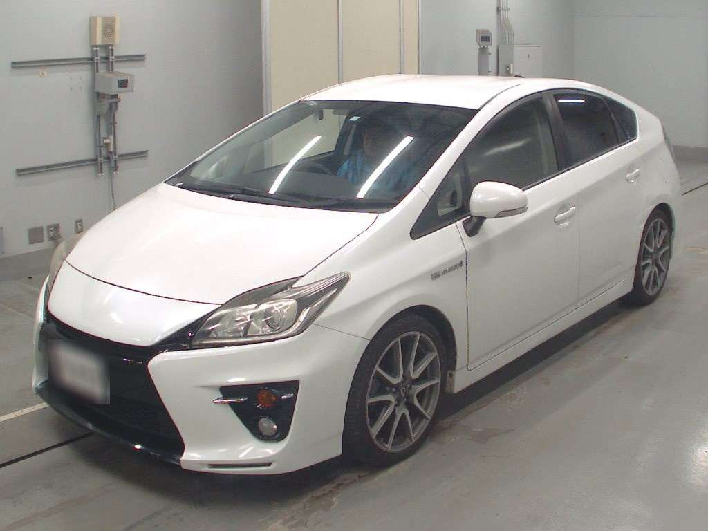 2013 Toyota Prius ZVW30[0]