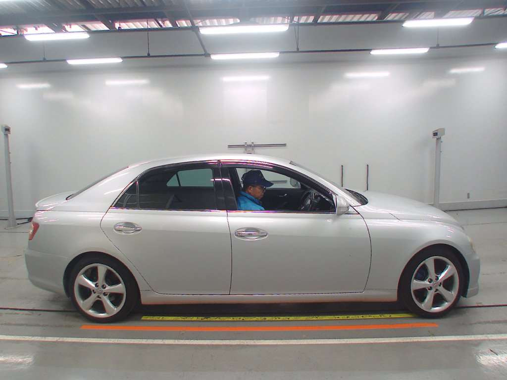 2006 Toyota Mark X GRX120[2]