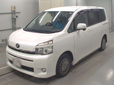 2012 Toyota Voxy