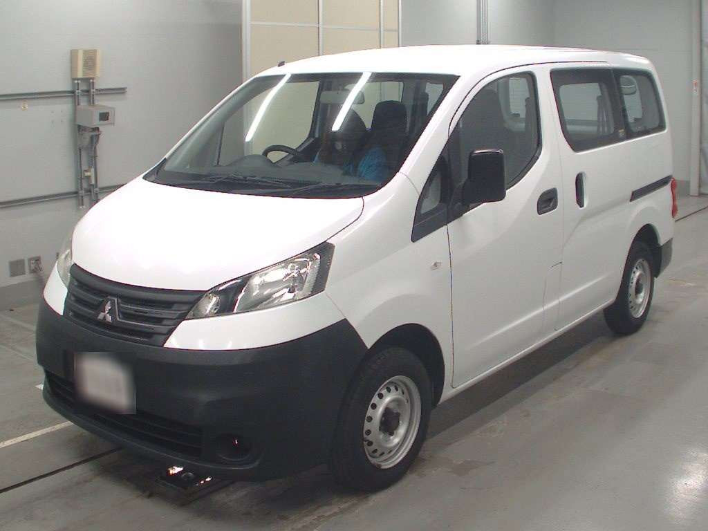 2018 Mitsubishi Delica Van BVM20[0]