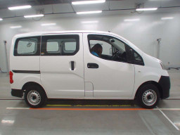 2018 Mitsubishi Delica Van