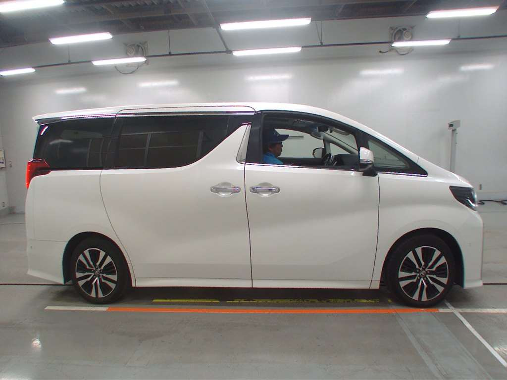 2022 Toyota Alphard AGH30W[2]