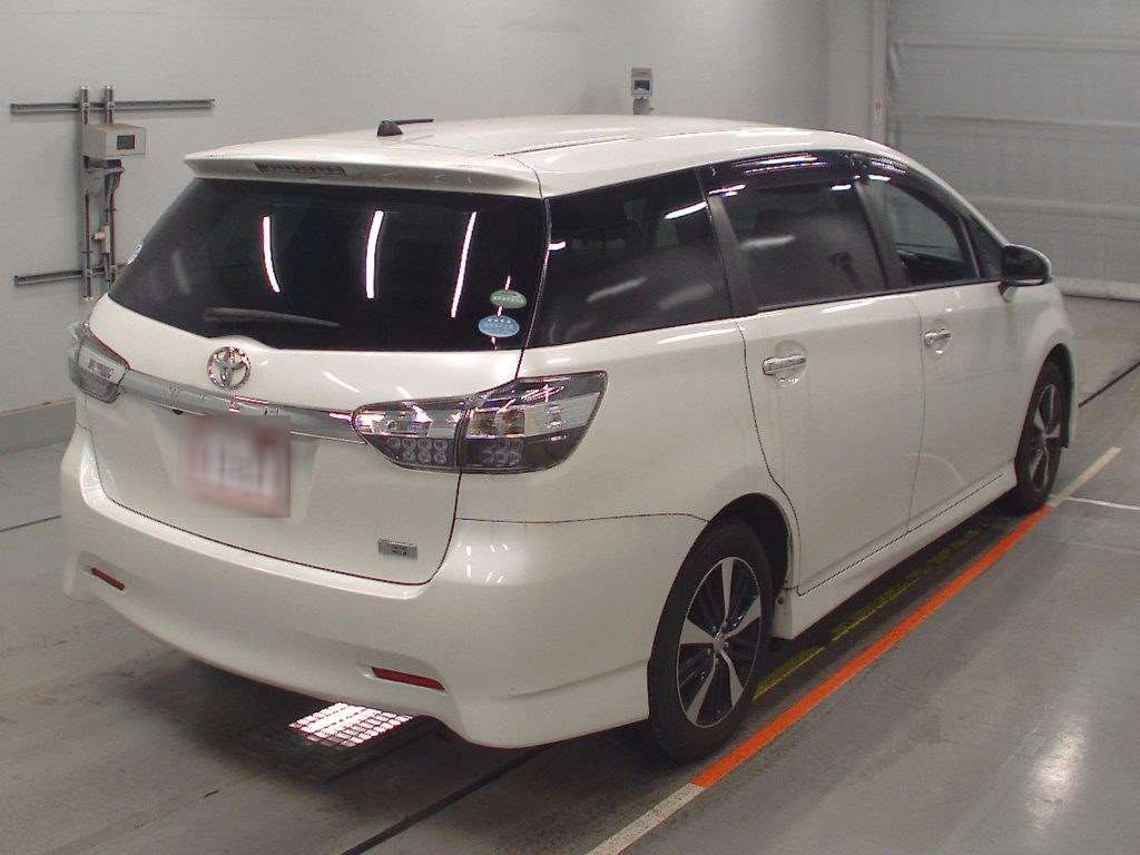 2016 Toyota Wish ZGE20W[1]