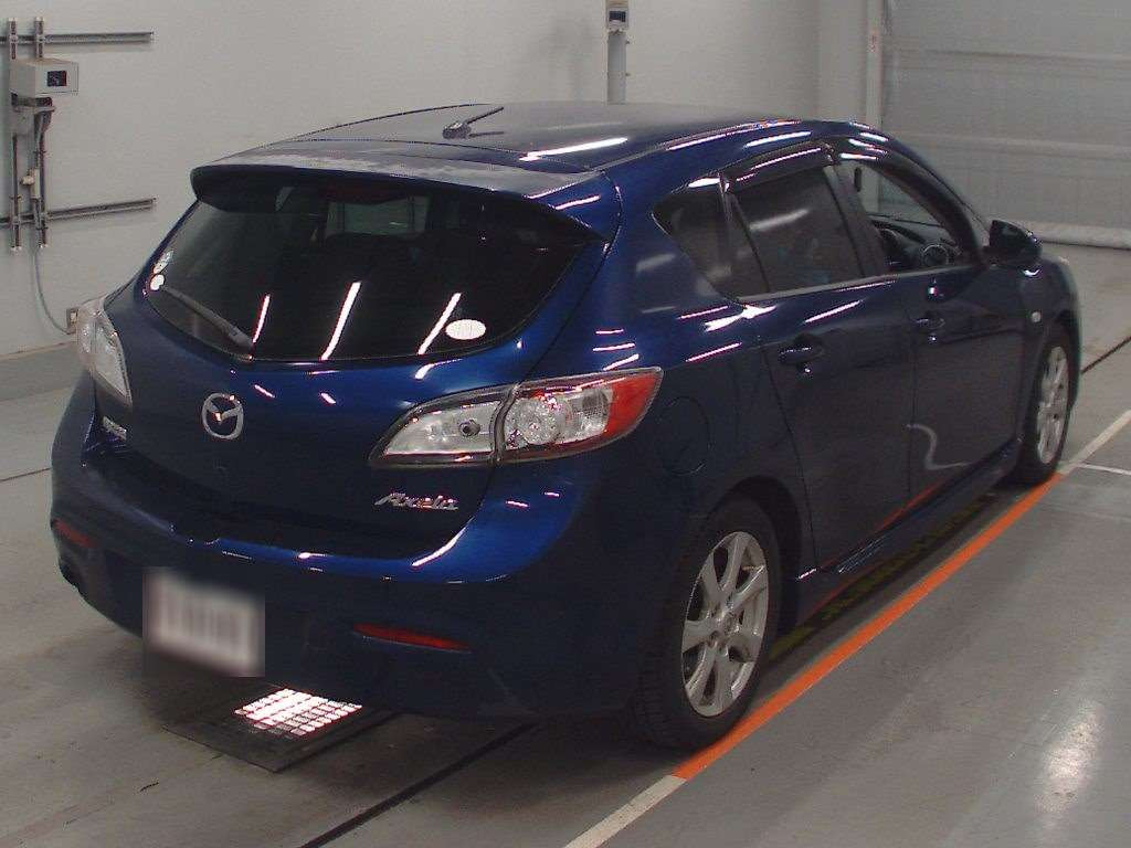 2010 Mazda Axela Sport BL5FW[1]