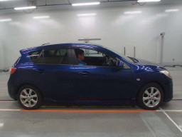 2010 Mazda Axela Sport