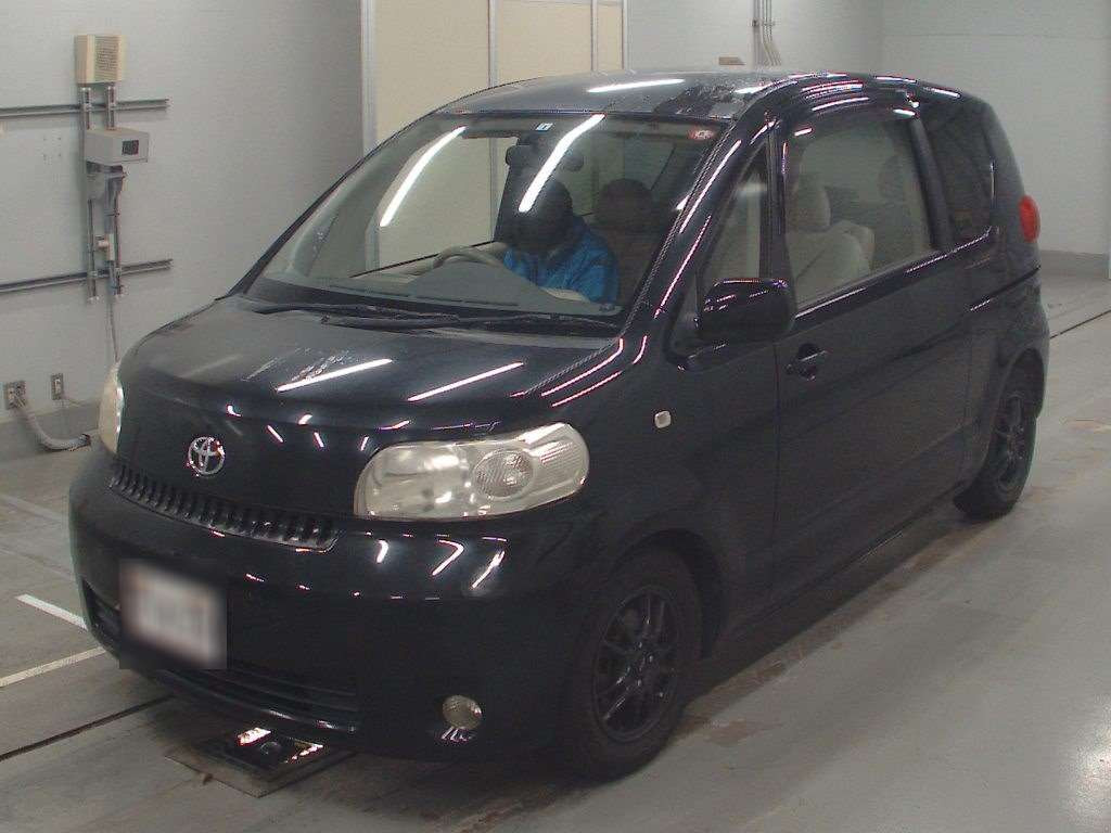 2004 Toyota Porte NNP11[0]