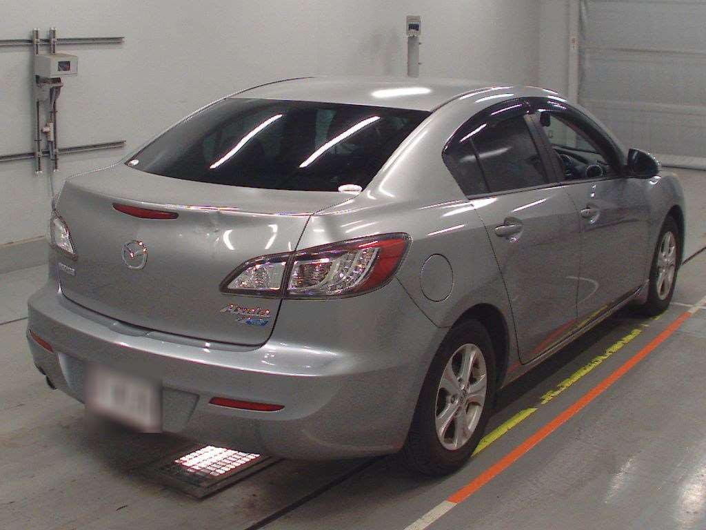 2012 Mazda Axela BLFFP[1]