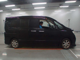 2011 Nissan Serena