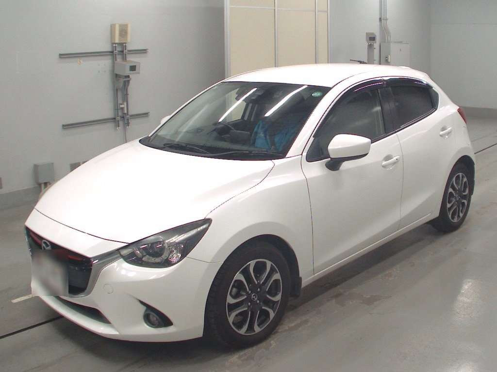 2015 Mazda Demio DJ5FS[0]