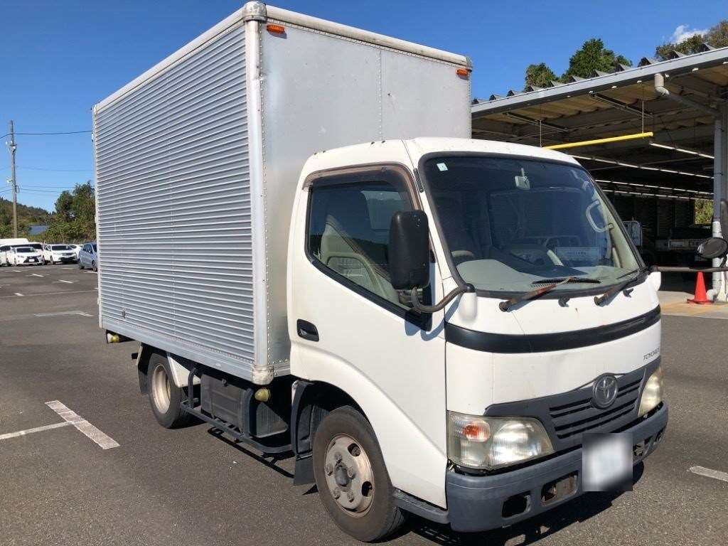 2008 Toyota Toyoace Truck XZU504[2]