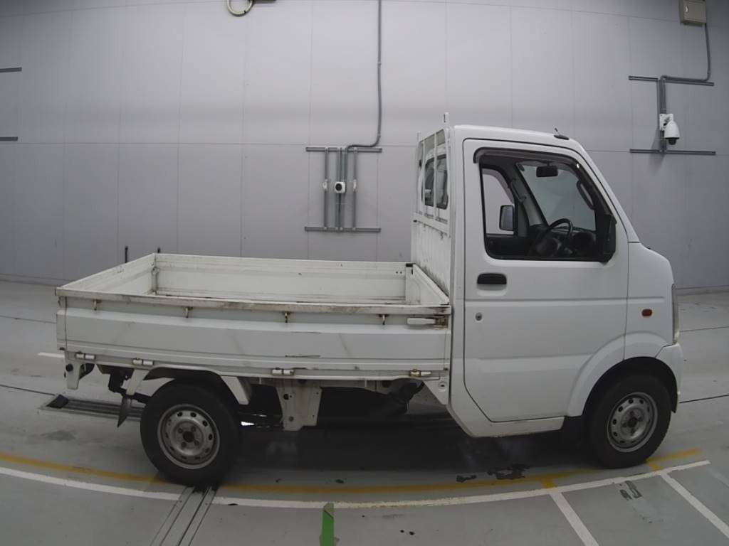 2005 Suzuki Carry Truck DA63T[2]