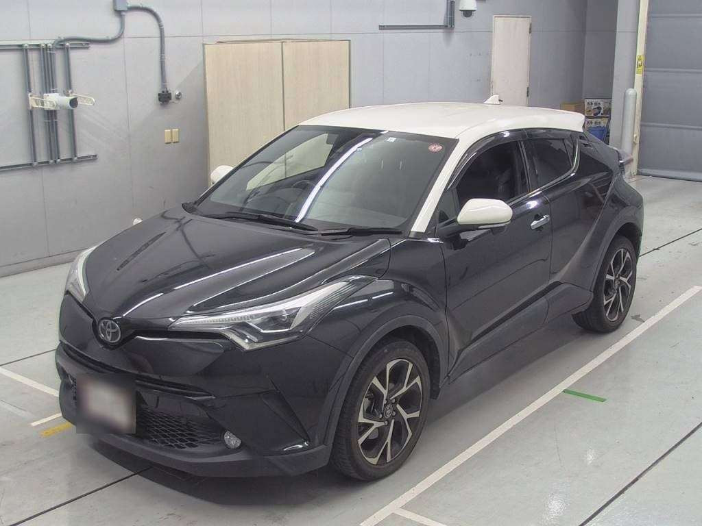 2018 Toyota C-HR NGX50[0]