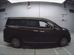 2015 Nissan Elgrand