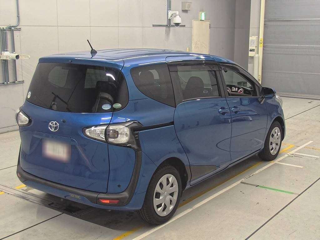 2015 Toyota Sienta NSP170G[1]