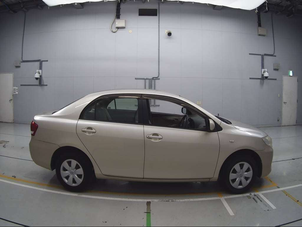 2009 Toyota Corolla Axio NZE141[2]