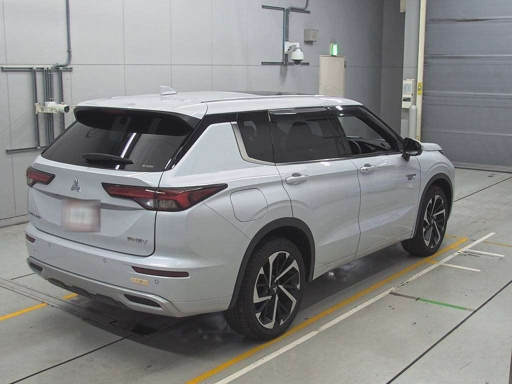 2023 Mitsubishi Outlander PHEV GN0W[1]