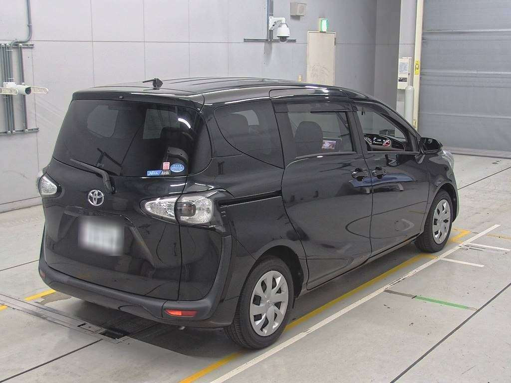 2016 Toyota Sienta NSP170G[1]