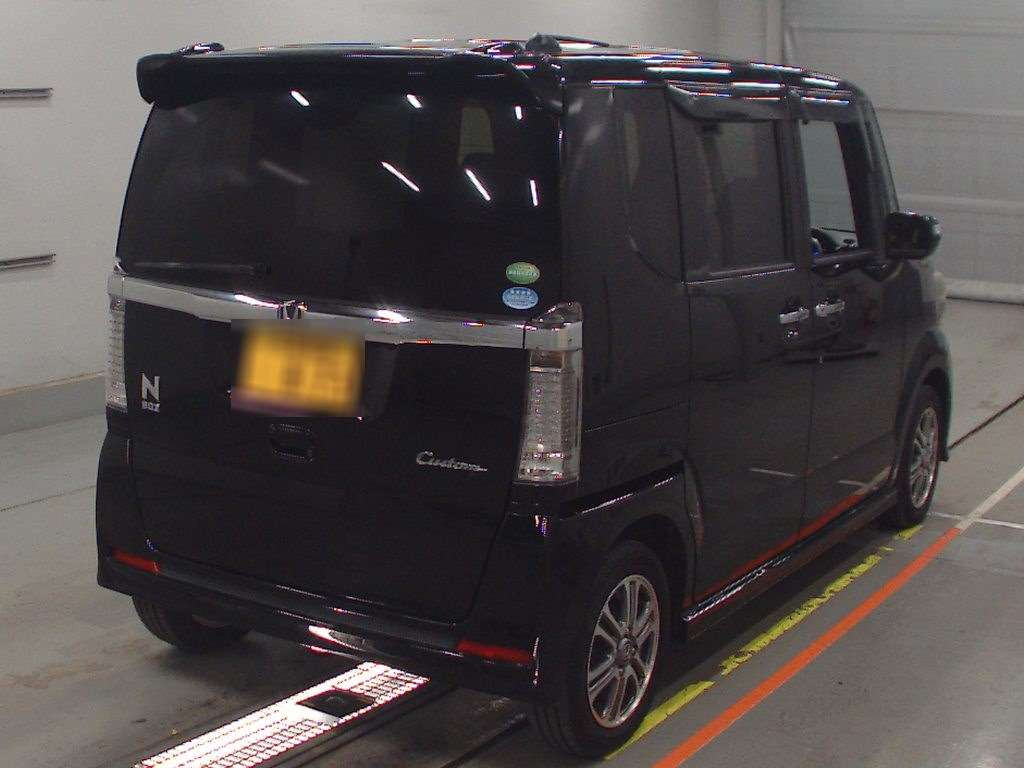 2017 Honda N-BOX CUSTOM JF1[1]