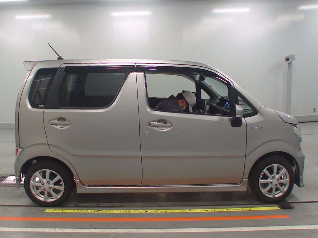 2017 Suzuki Wagon R MH55S[2]