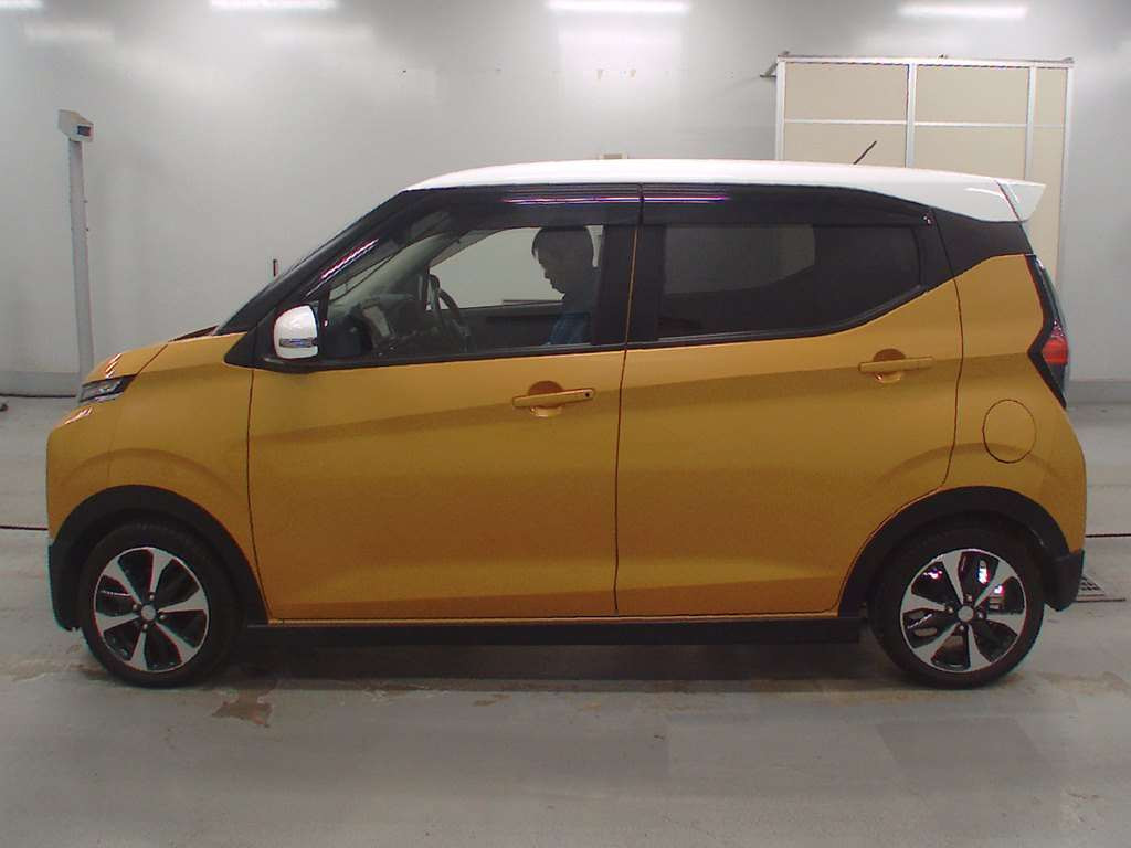 2019 Mitsubishi eK X B34W[2]