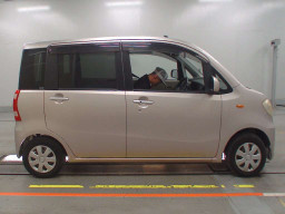 2010 Daihatsu Tanto exe