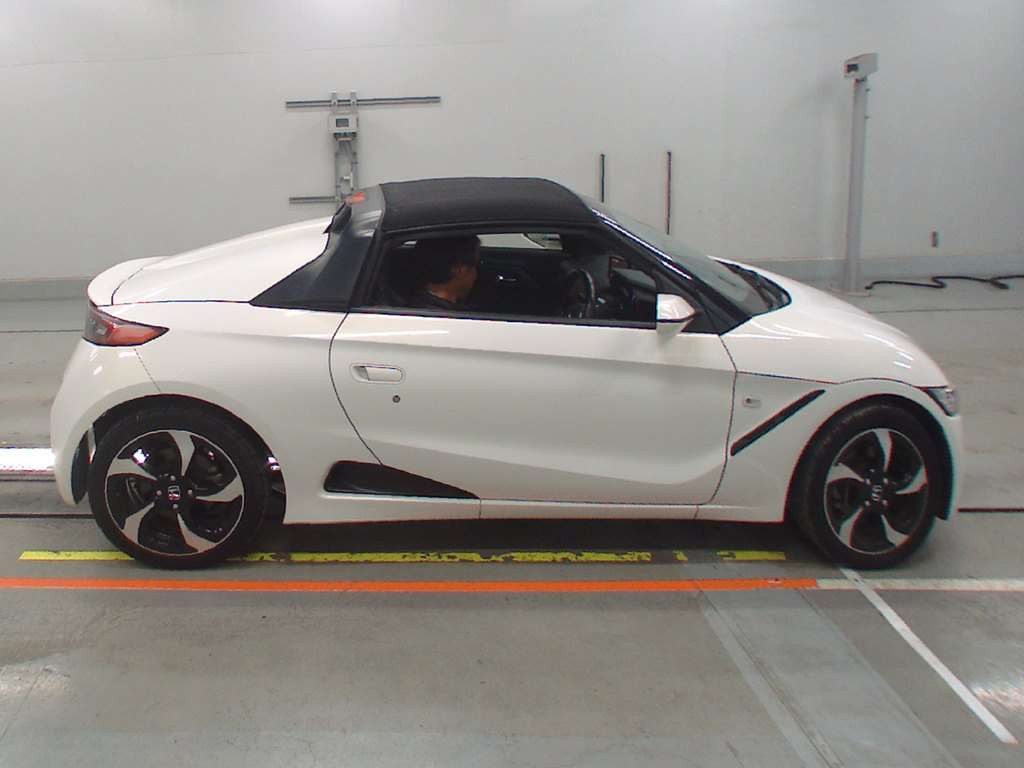 2015 Honda S660 JW5[1]