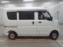 2015 Nissan NV100 Clipper