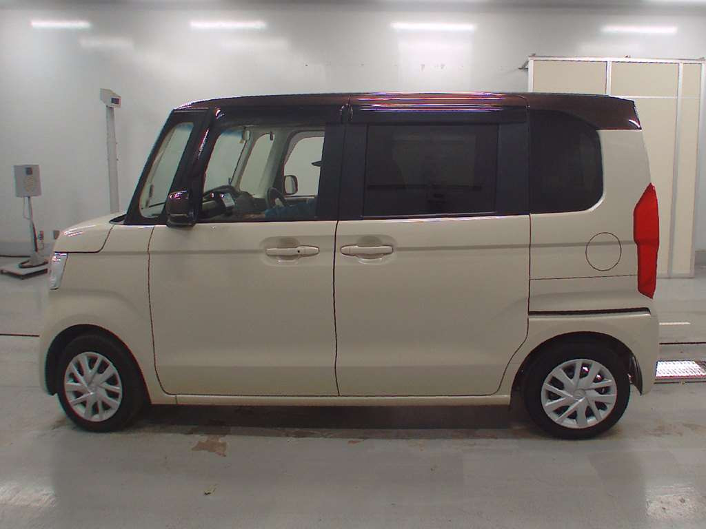 2020 Honda N-BOX JF3[2]