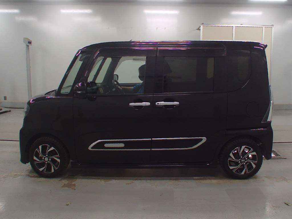 2021 Daihatsu Tanto LA650S[2]