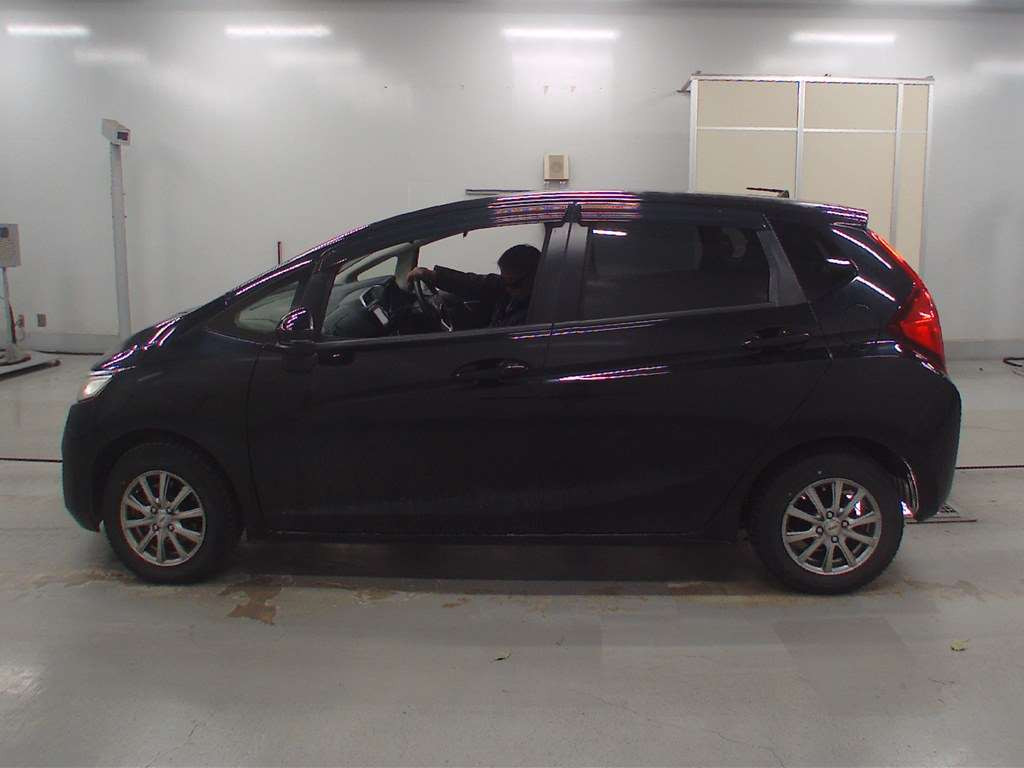 2014 Honda Fit GK3[2]