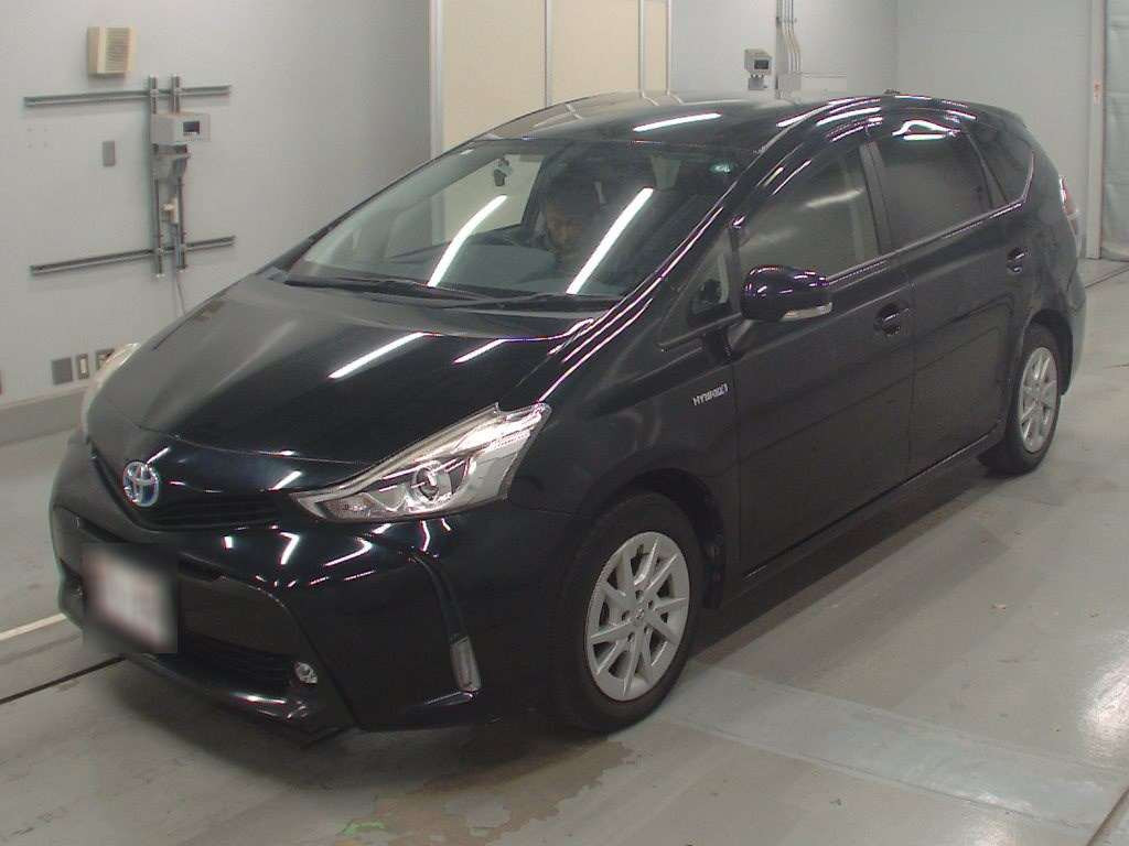 2015 Toyota Prius alpha ZVW41W[0]