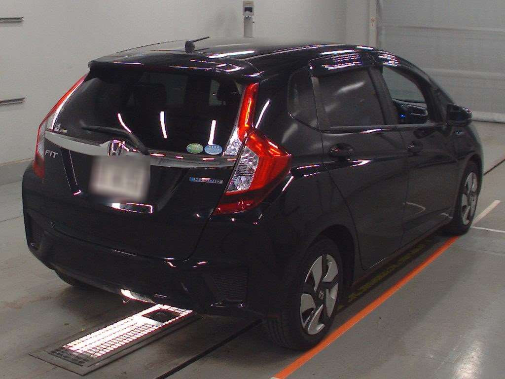 2014 Honda Fit Hybrid GP5[1]